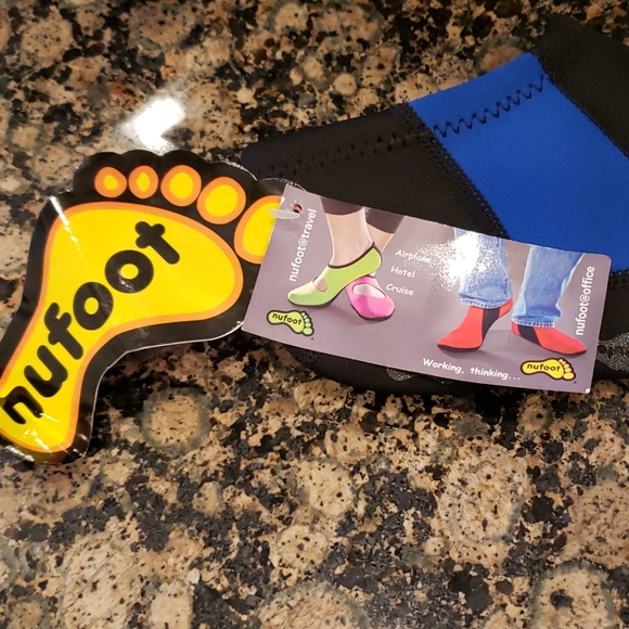 Nufoot Slip Resistant Indoor Slippers Large - Picture 2 of 4